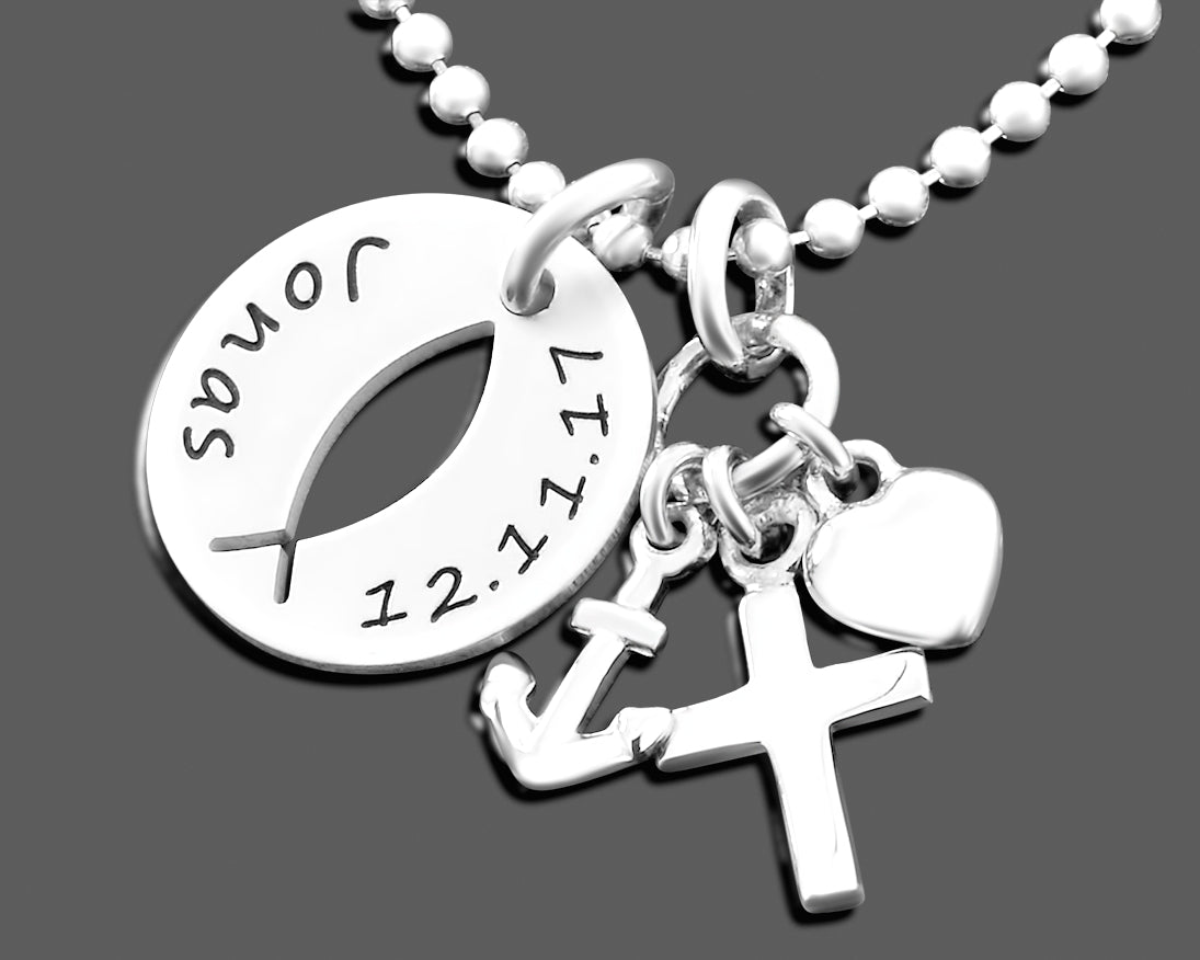 BAUNA – Kleines Kreuz-Anhänger-Halskette, 2,5 Cm, Hypoallergen, Geschenk Zur Erstkommunion